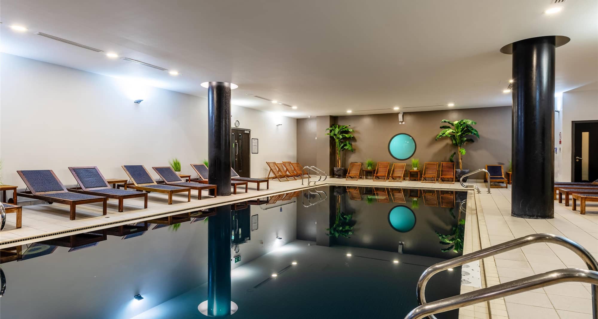 Radisson Hotel Manchester City Centre, A Verified Net Zero Hotel - Swimming Pool