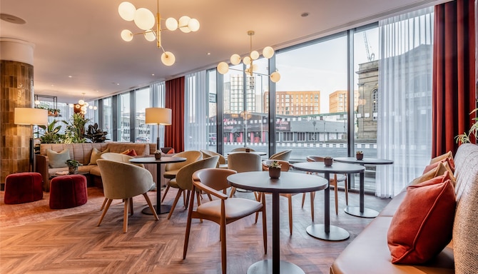 Radisson Hotel Manchester City Centre, A Verified Net Zero Hotel - Restaurant