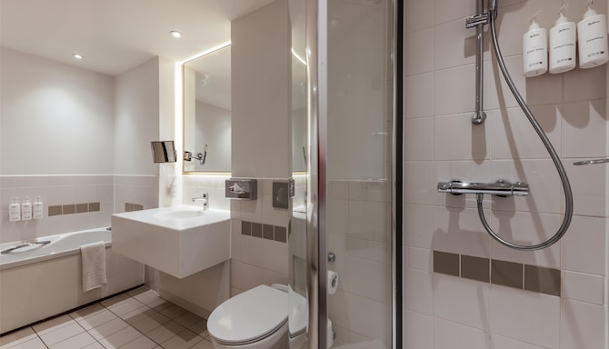 Radisson Hotel Manchester City Centre, A Verified Net Zero Hotel - Apartament kąpielowy