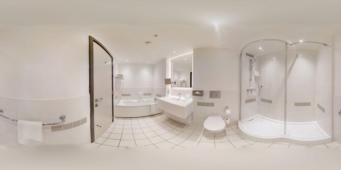 Radisson Hotel Manchester City Centre, A Verified Net Zero Hotel