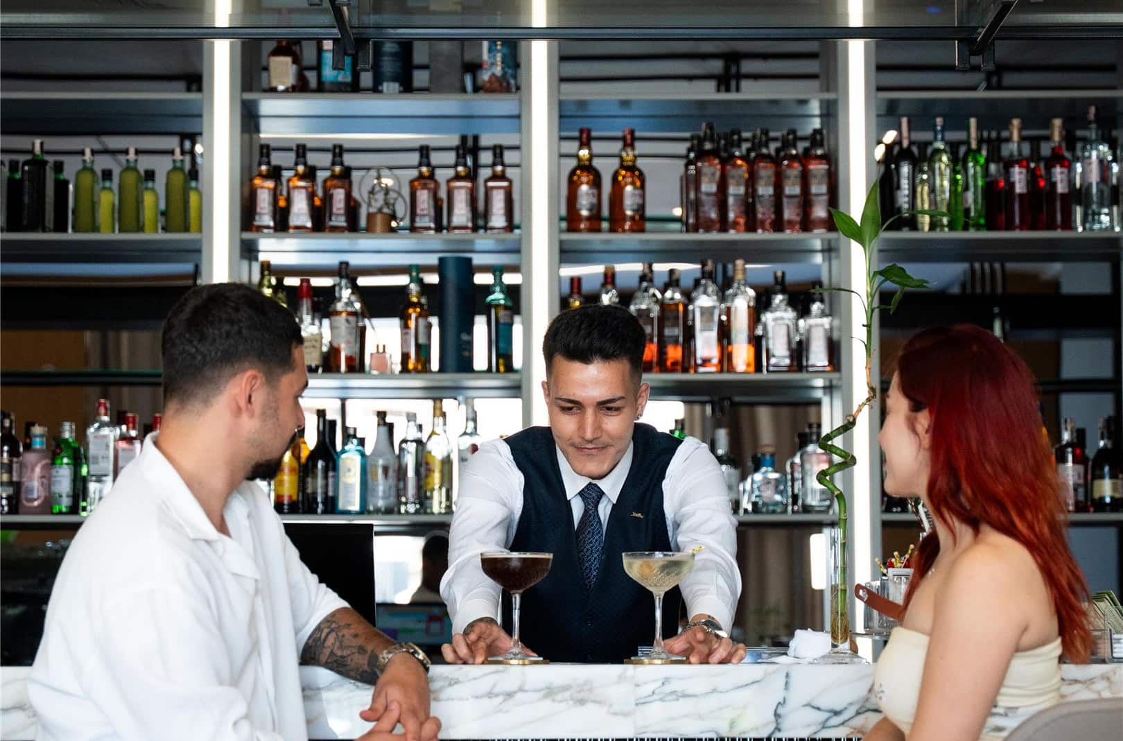 Radisson Hotel Mersin - Bar experience
