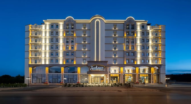 Radisson Hotel Mersin - Ulkonäkymä