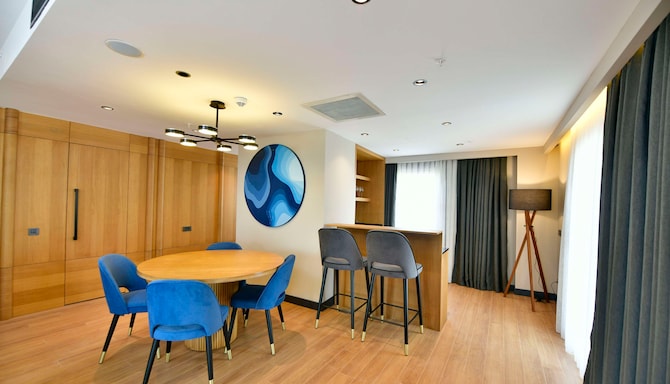 Radisson Hotel Mersin - Presidential Suite kitchenette