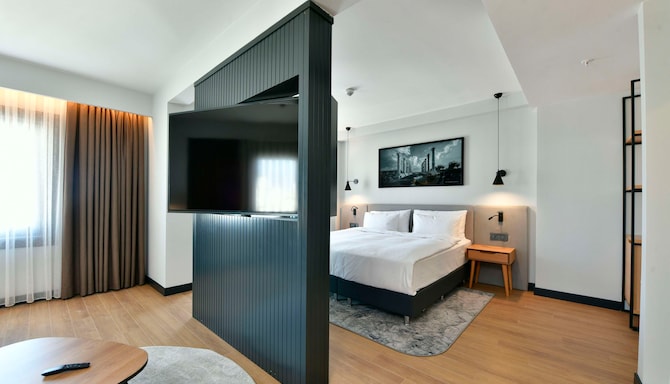 Radisson Hotel Mersin - Suite - Sea View