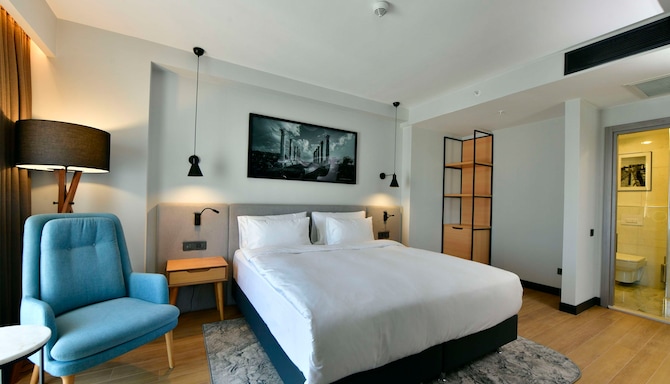 Radisson Hotel Mersin - Junior Suite - Sea View