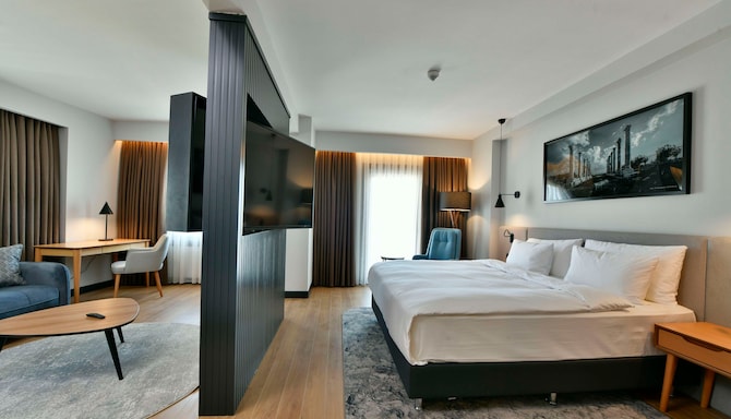 Radisson Hotel Mersin - Suite - Sea View