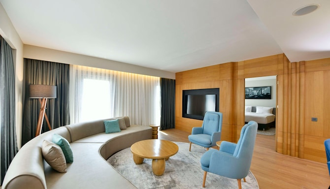 Radisson Hotel Mersin - Presidential Suite - Sea view