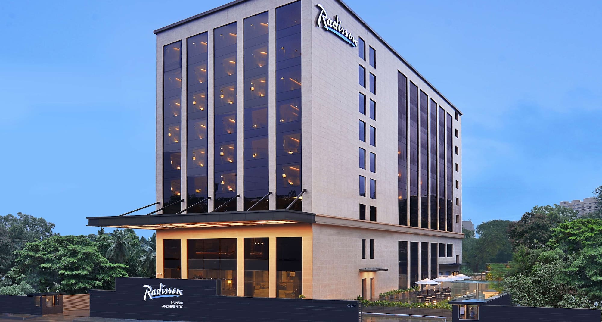 Radisson Hotel Mumbai Andheri MIDC - Hotel Exterior