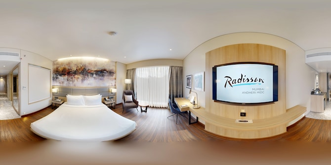 Radisson Hotel Mumbai Andheri MIDC - Deluxe Room