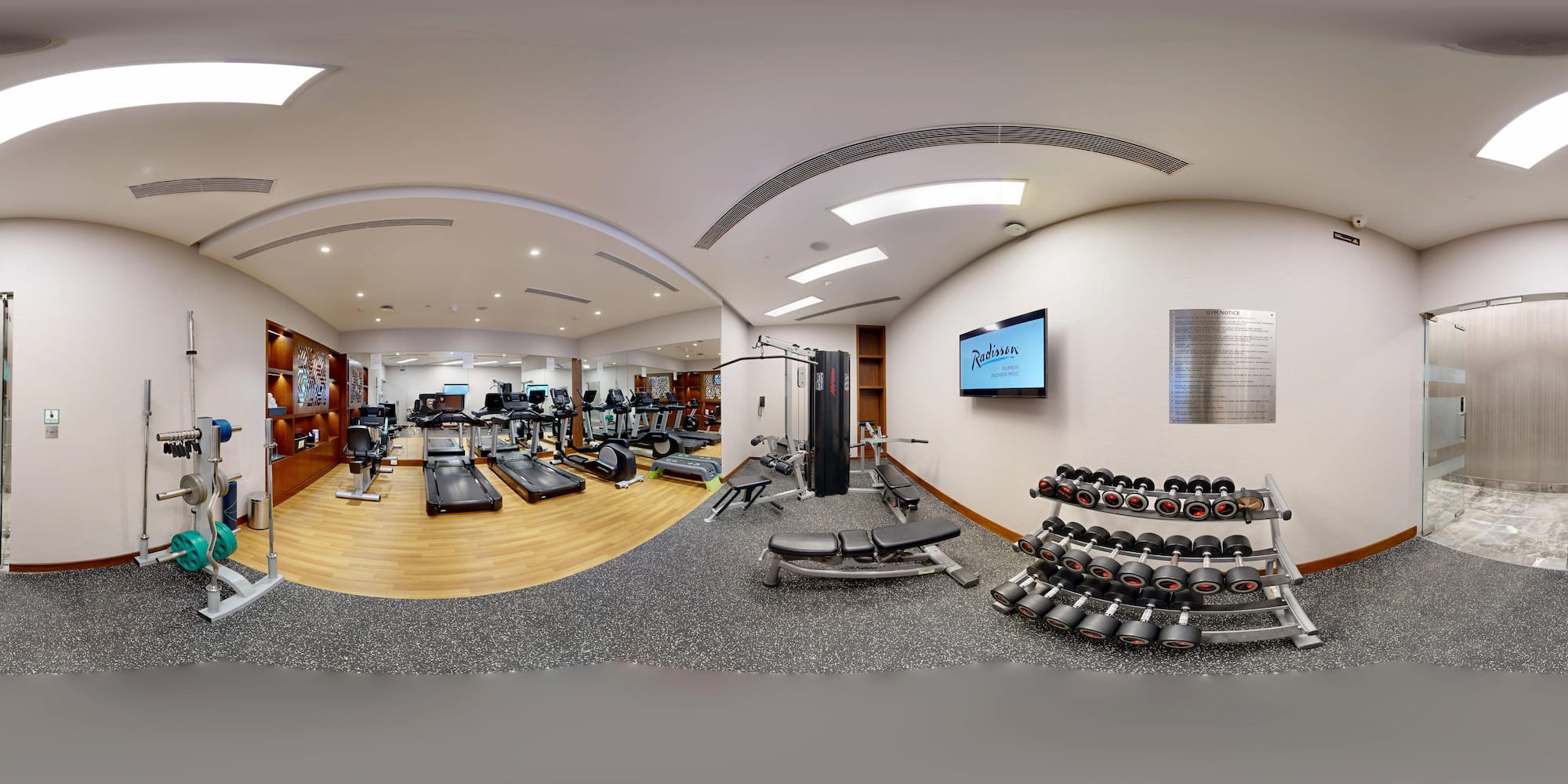Radisson Hotel Mumbai Andheri MIDC - Gym