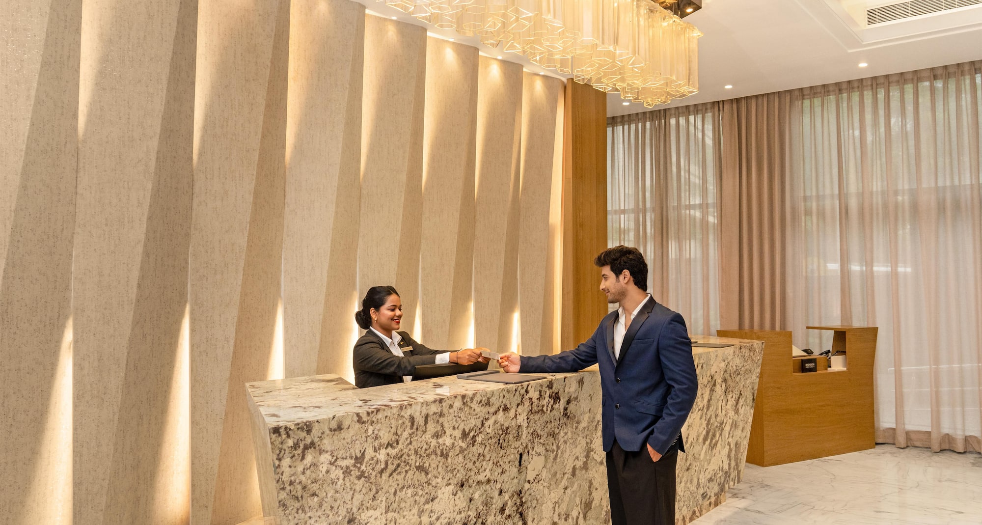Radisson Hotel Mumbai Andheri MIDC - Lobbyansicht