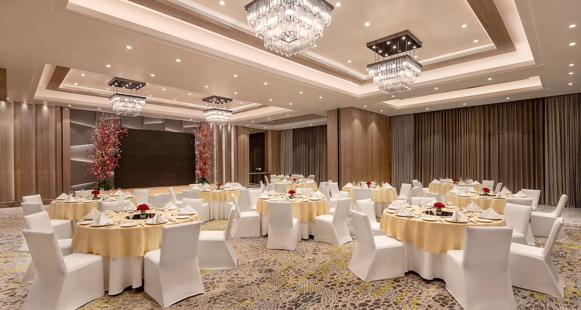Radisson Hotel Mumbai Andheri MIDC - Meeting Place - Social Setup