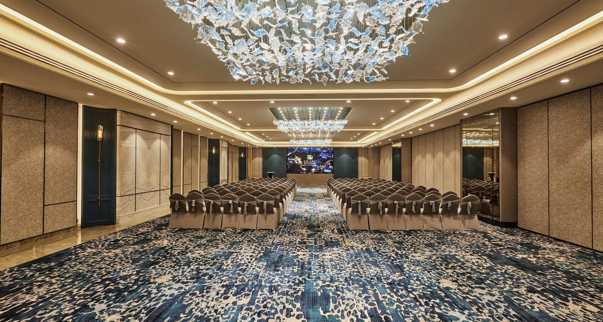 Radisson Hotel Mumbai Goregaon - Ballroom