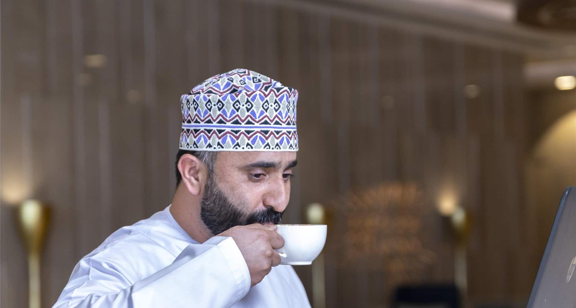 Radisson Hotel Muscat Panorama - Lobby Cafe