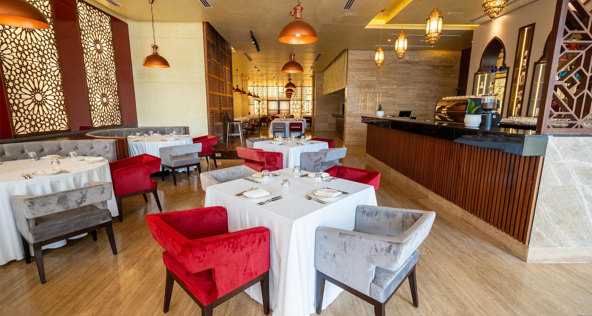 Radisson Hotel Muscat Panorama - Levant Restaurant