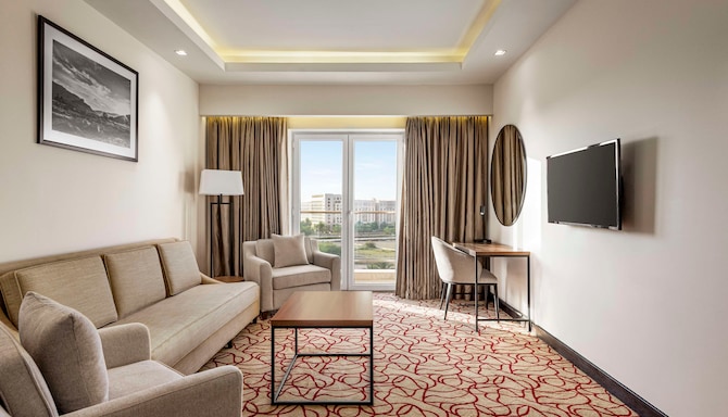 Radisson Hotel Muscat Panorama - Suite Two Bedroom