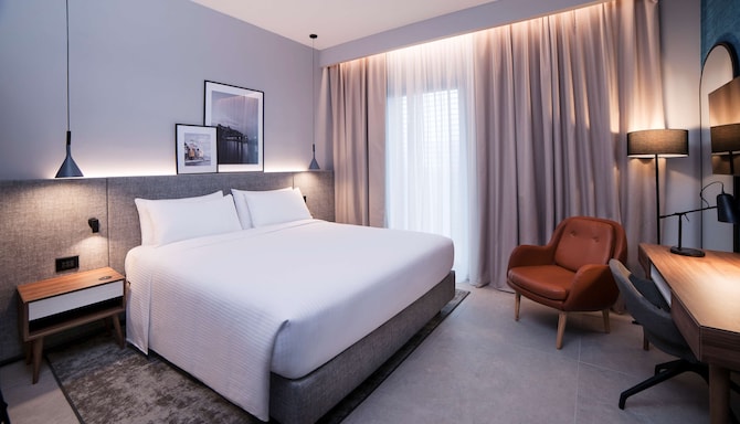 Radisson Hotel Naples Nola - Standard Room