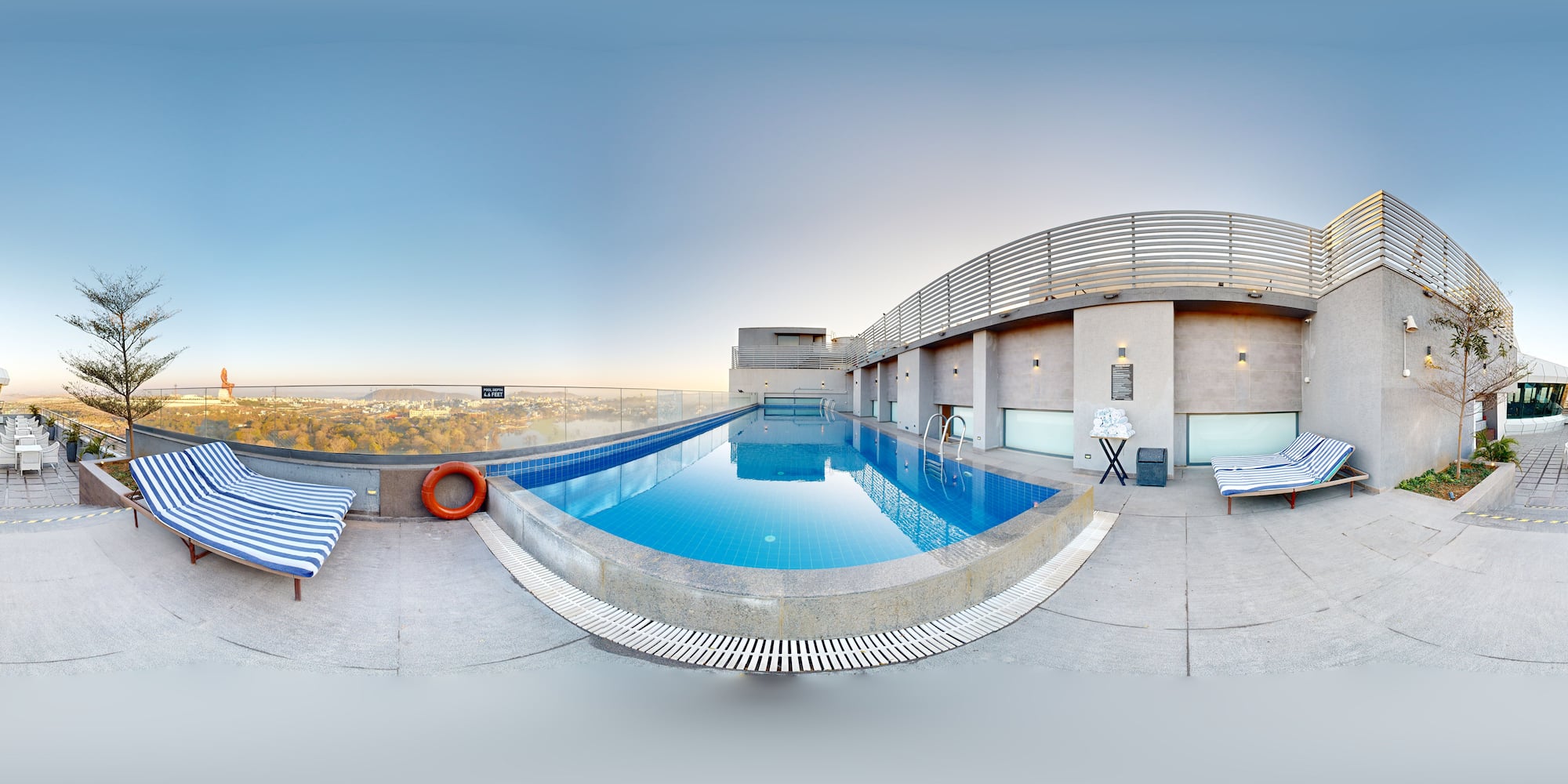 Radisson Hotel Nathdwara - Swimming Pool