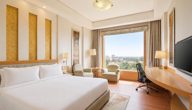 Radisson Hotel Noida - Premium Room