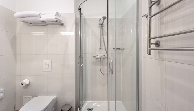 Radisson Hotel Old Town Riga - Standard Room bathroom