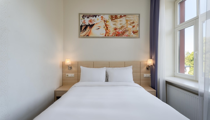 Radisson Hotel Old Town Riga - Standard Room double bed
