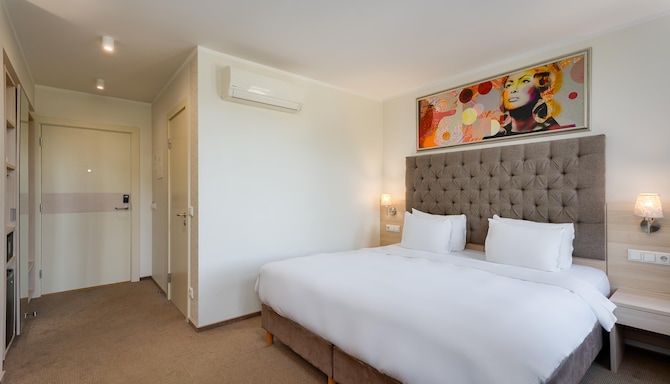 Radisson Hotel Old Town Riga - Superior Room double bed