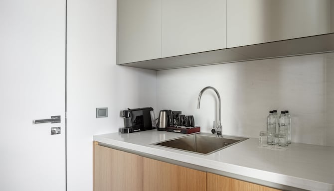 Radisson Hotel Perm - Presidential Suite - Kitchenette