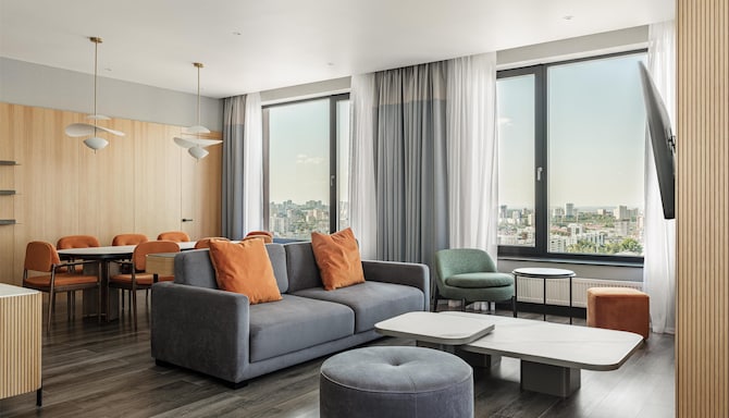 Radisson Hotel Perm - Presidential Suite - Living room