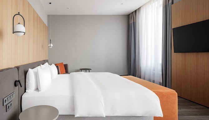 Radisson Hotel Perm - Presidential Suite - Bedroom