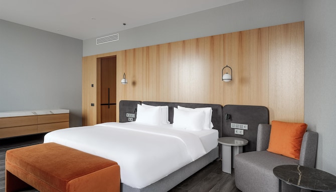 Radisson Hotel Perm - Presidential Suite - Bedroom