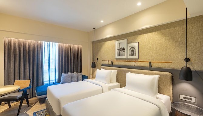 Radisson Hotel Phagwara - Superior Room King bed