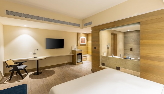 Radisson Hotel Phagwara - Deluxe Room