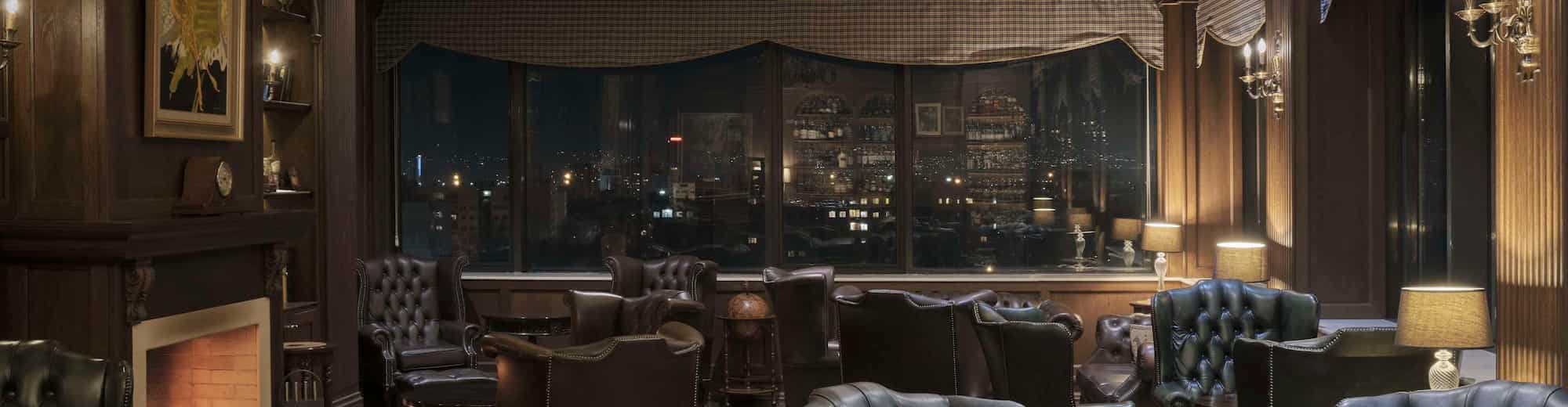 Hotel Imperial Plovdiv, a member of Radisson Individuals - Whiskey Library Bar