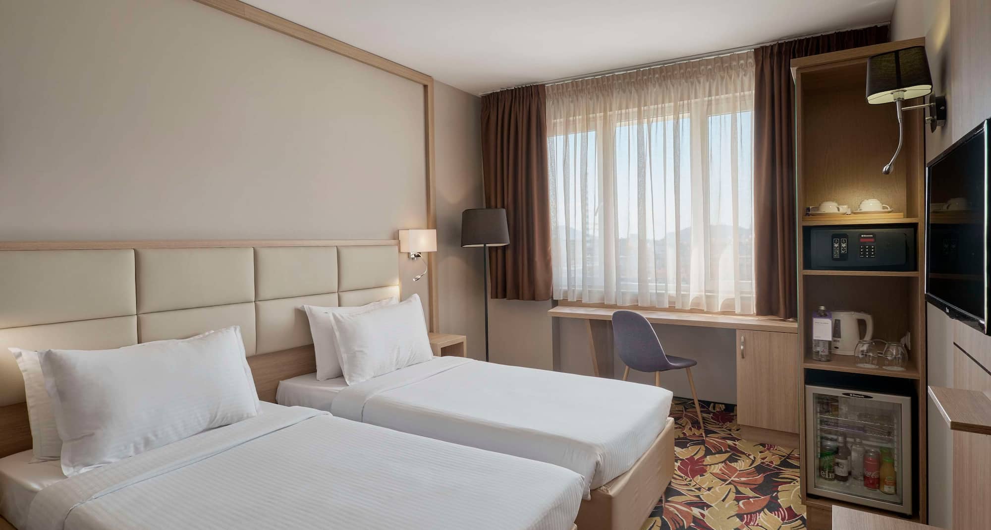 Radisson Hotel Plovdiv - Standard Room with twin beds