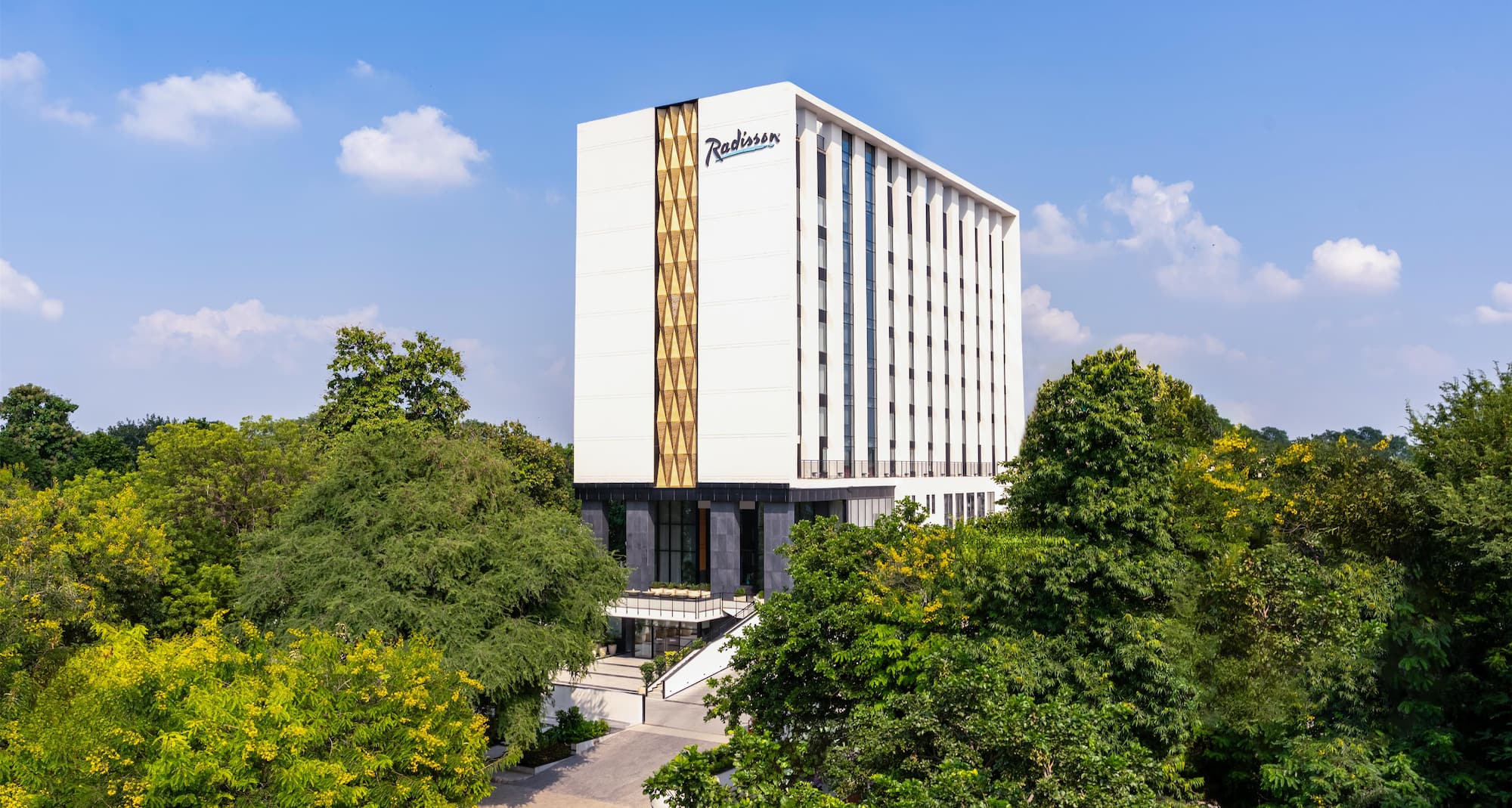 Radisson Hotel Prayagraj - Facade