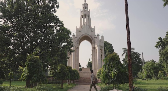 A timeless landmark rising through Prayagraj’s greenery