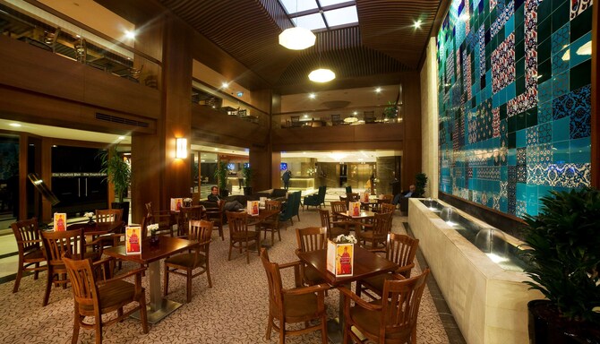 Radisson Hotel President Beyazit Istanbul - The President Cafe