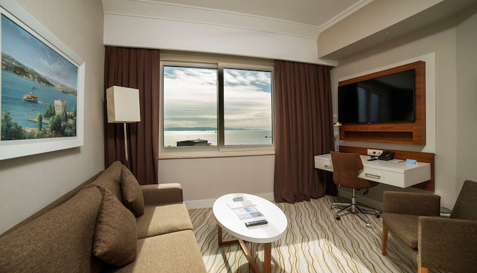 Radisson Hotel President Old Town Istanbul - Superior Room Sea View