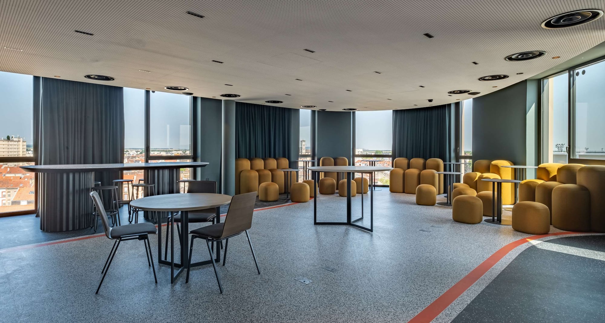 Radisson Hotel Reims - StudioRoof