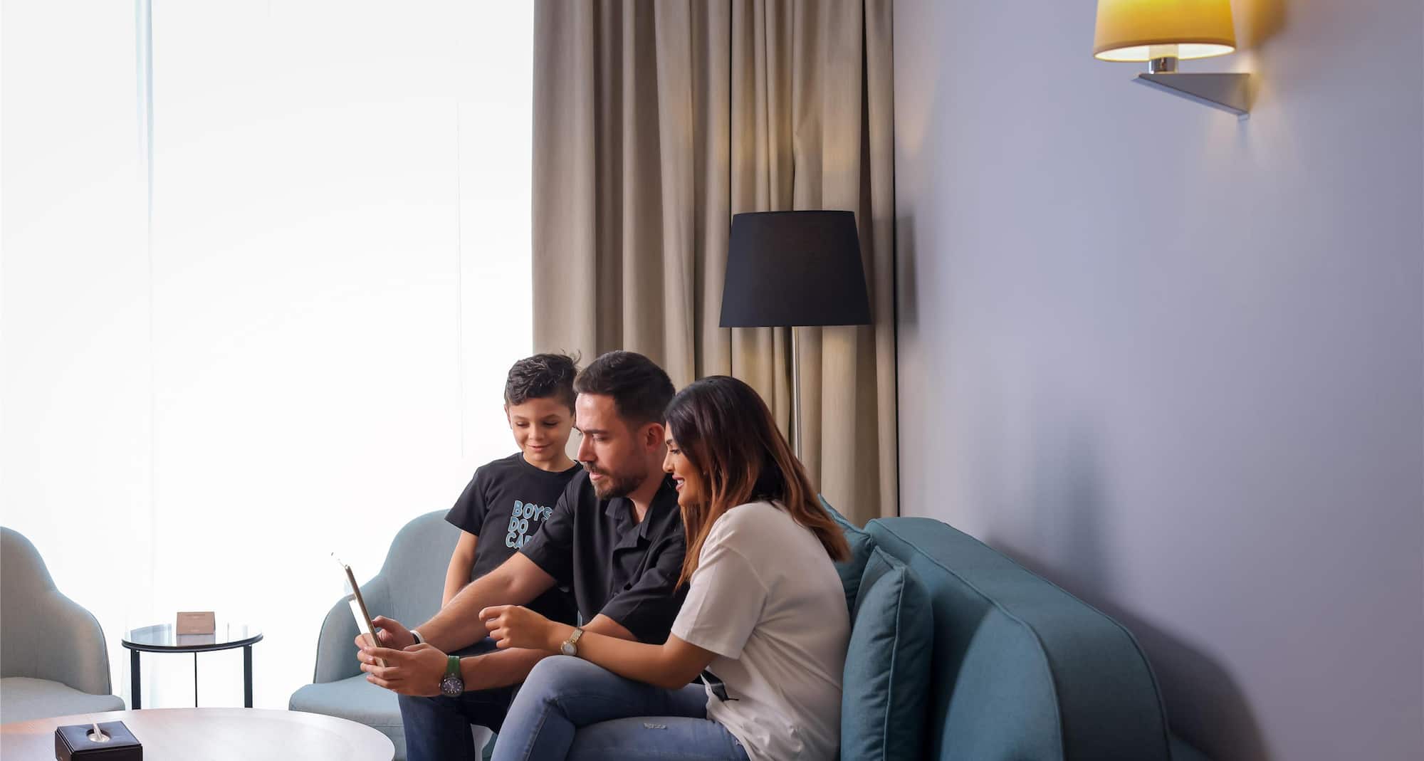 Radisson Hotel and Residence Riyadh Olaya - Guest Room