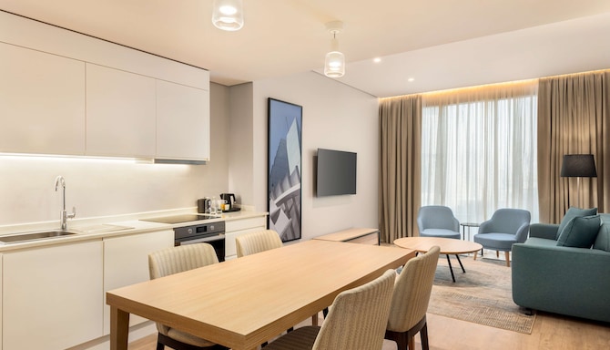 Radisson Hotel & Residence Riyadh Olaya - جناح