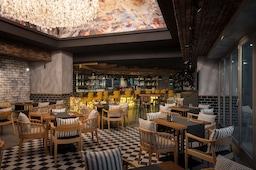 فندق وريزيدنس راديسون، أربيل - مطعم وبار The Bistro