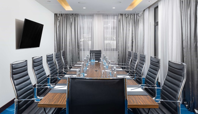 Meeting Rooms 1-9