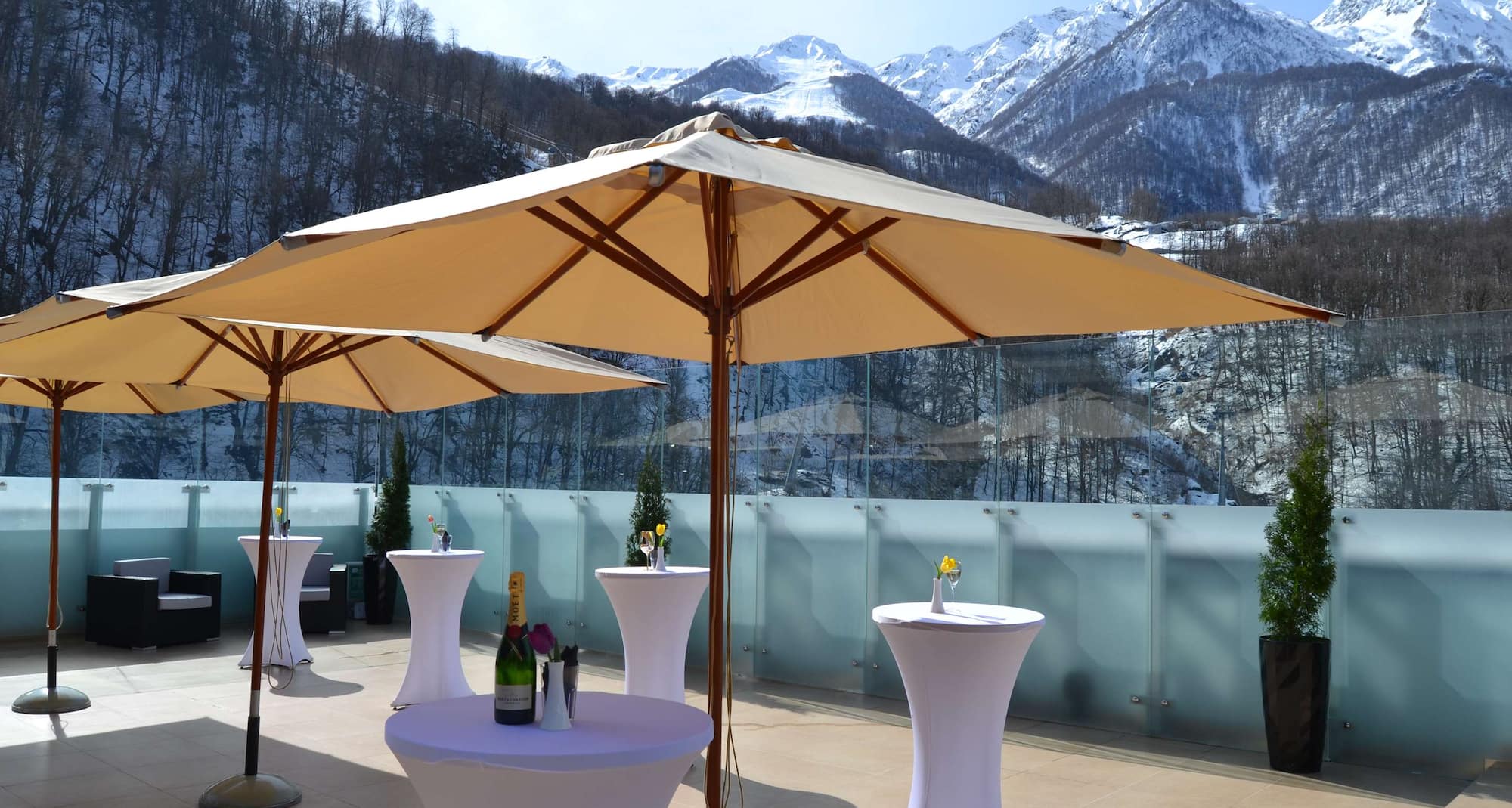 Radisson Hotel Rosa Khutor - Spa terrace