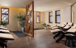 Radisson Hotel, Rosa Khutor - зона отдыха в спа-салоне