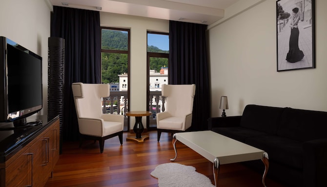 Radisson Hotel Rosa Khutor - Junior suite with balcony - square view