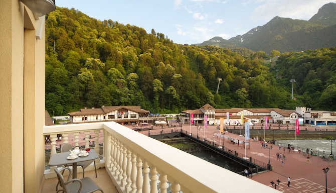 Radisson Hotel Rosa Khutor - Presidential Suite Balcony
