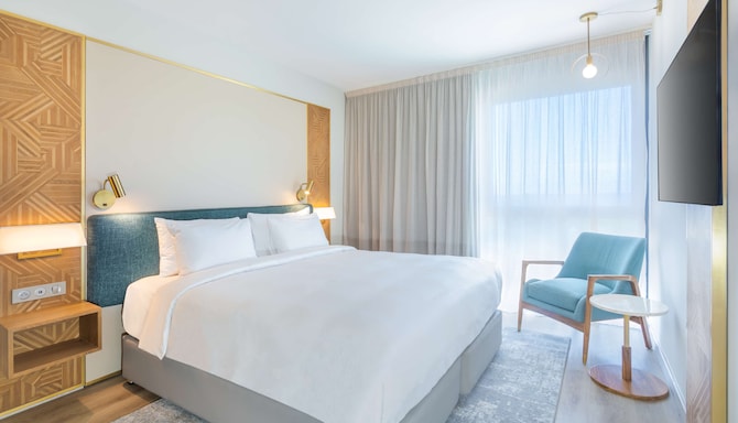 Radisson Hotel Saint Denis - Guest room