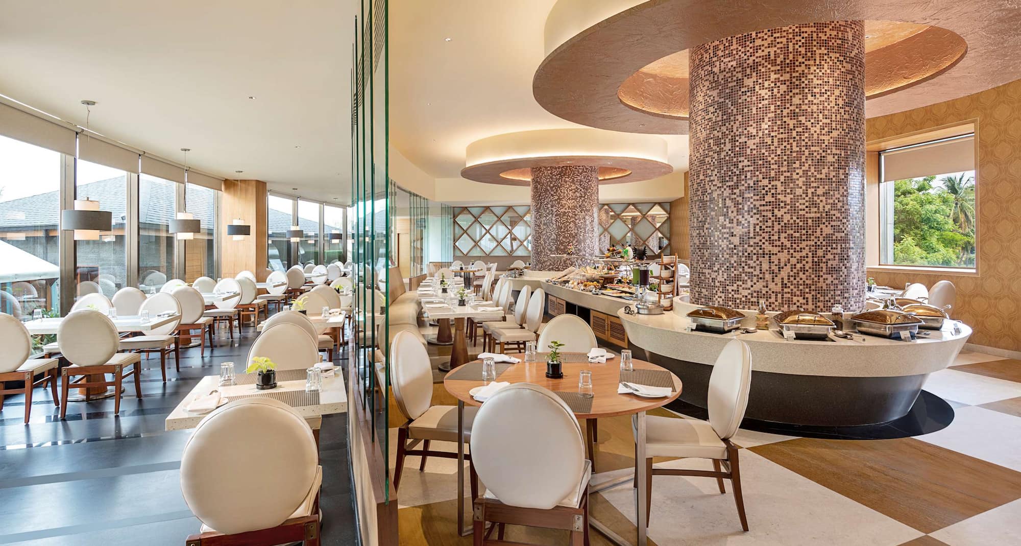 Radisson Hotel Salem - Tangerine