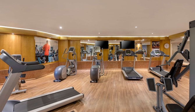 Radisson Hotel Salem - Gym